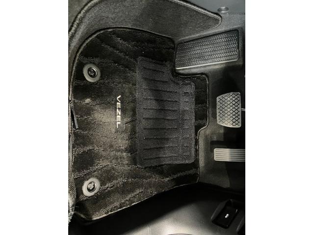 ヴェゼル e:HEVZ ホンダセンシング ホンダコネクトディスプレイ ブラインドスポット マルチビューカメラ 後退出庫サポート 衝突回避支援ブレーキ機能 パノラミックビューモニター スマキ Pトランク フルオートエアコン(24枚目)