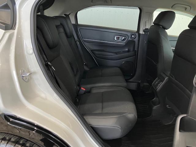 ヴェゼル e:HEVZ ホンダセンシング ホンダコネクトディスプレイ ブラインドスポット マルチビューカメラ 後退出庫サポート 衝突回避支援ブレーキ機能 パノラミックビューモニター スマキ Pトランク フルオートエアコン(26枚目)