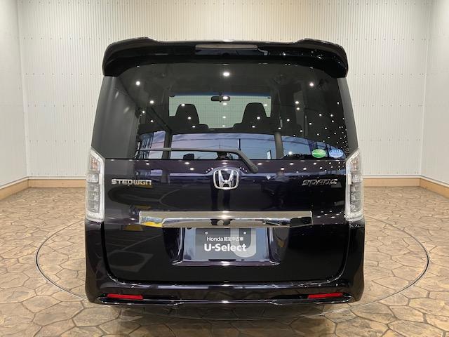 ステップワゴンスパーダ Ｚクールスピリット　メモリーナビ　両側電動スライドドア　ＥＴＣ　パドルシフト　アルミホイール　ディスチャージヘッドライト　バックカメ　ダブルエアコン　キーフリー　ナビＴＶ　横滑防止　ＤＶＤ視聴可能　フルオートエアコン（13枚目）