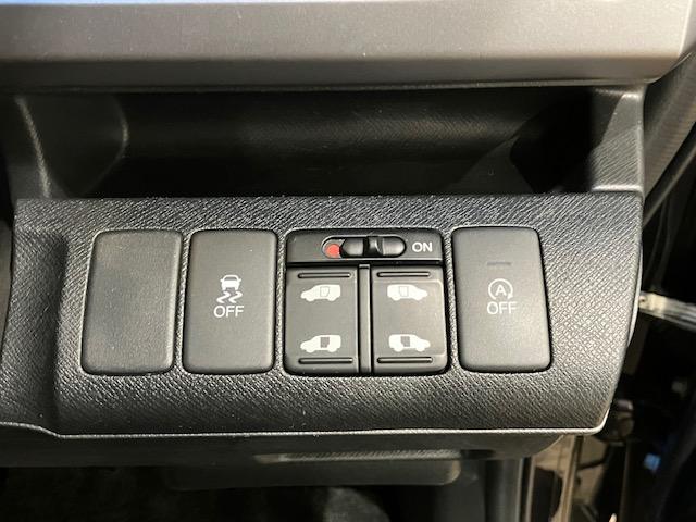 ステップワゴンスパーダ Ｚクールスピリット　メモリーナビ　両側電動スライドドア　ＥＴＣ　パドルシフト　アルミホイール　ディスチャージヘッドライト　バックカメ　ダブルエアコン　キーフリー　ナビＴＶ　横滑防止　ＤＶＤ視聴可能　フルオートエアコン（19枚目）