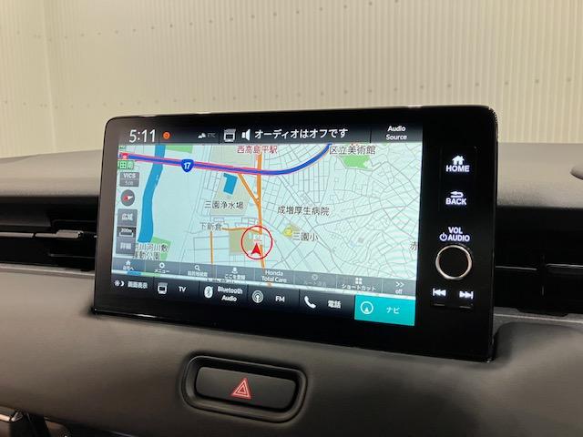 ヴェゼル ｅ：ＨＥＶＺ　ホンダセンシング　無限スタイリングセット　ホンダコネクトディスプレイ　ブラインドスポットインフォメーション　後退出庫サポート　前後ドラレコ　電動リアゲート　衝突回避支援ブレーキ機能　スマキ　Ｄレコ（2枚目）