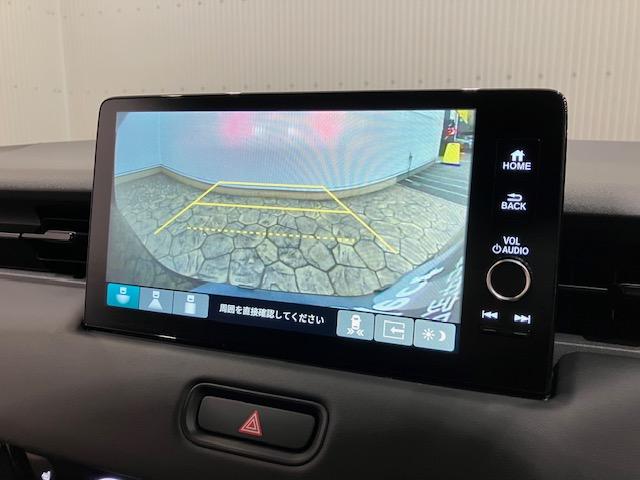 ヴェゼル ｅ：ＨＥＶＺ　ホンダセンシング　無限スタイリングセット　ホンダコネクトディスプレイ　ブラインドスポットインフォメーション　後退出庫サポート　前後ドラレコ　電動リアゲート　衝突回避支援ブレーキ機能　スマキ　Ｄレコ（6枚目）