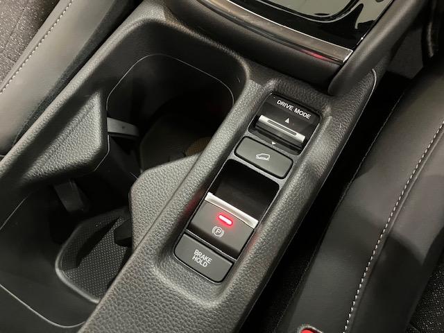 ヴェゼル ｅ：ＨＥＶＺ　ホンダセンシング　無限スタイリングセット　ホンダコネクトディスプレイ　ブラインドスポットインフォメーション　後退出庫サポート　前後ドラレコ　電動リアゲート　衝突回避支援ブレーキ機能　スマキ　Ｄレコ（20枚目）