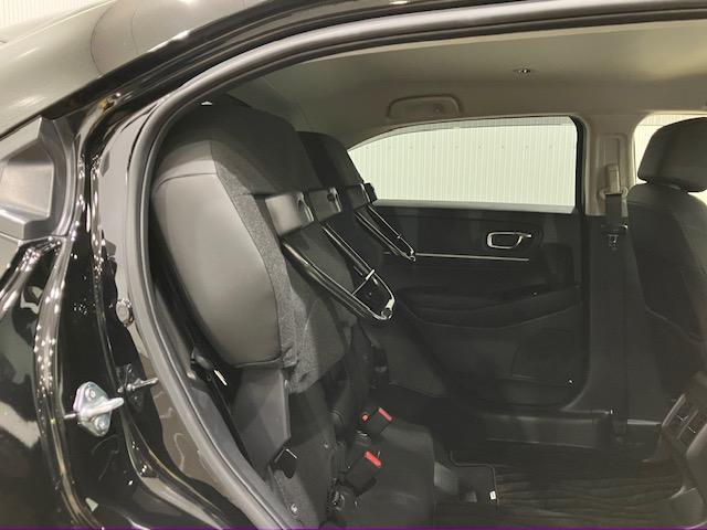 ヴェゼル ｅ：ＨＥＶＺ　ホンダセンシング　無限スタイリングセット　ホンダコネクトディスプレイ　ブラインドスポットインフォメーション　後退出庫サポート　前後ドラレコ　電動リアゲート　衝突回避支援ブレーキ機能　スマキ　Ｄレコ（25枚目）