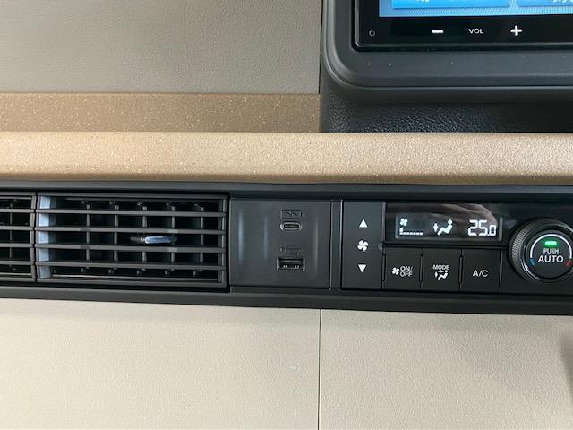 Ｎ－ＢＯＸ ファッションスタイル　ホンダセンシング　ディスプレイオーディオ　リア両側両側パワースライドドア　Ｂｌｕｅｔｏｏｔｈ対応　ＡＭ／ＦＭチューナー　盗難防止装置　スマートキ　ＵＳＢポート　ＬＥＤランプ　ＥＴＣ　バックモニター（16枚目）