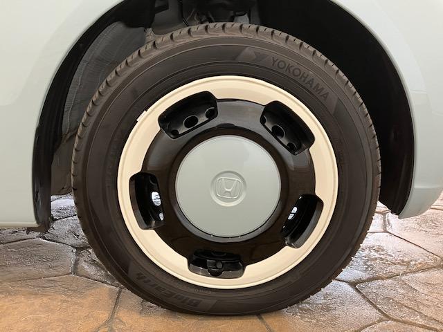 Ｎ－ＢＯＸ ファッションスタイル　ホンダセンシング　ディスプレイオーディオ　リア両側両側パワースライドドア　Ｂｌｕｅｔｏｏｔｈ対応　ＡＭ／ＦＭチューナー　盗難防止装置　スマートキ　ＵＳＢポート　ＬＥＤランプ　ＥＴＣ　バックモニター（30枚目）