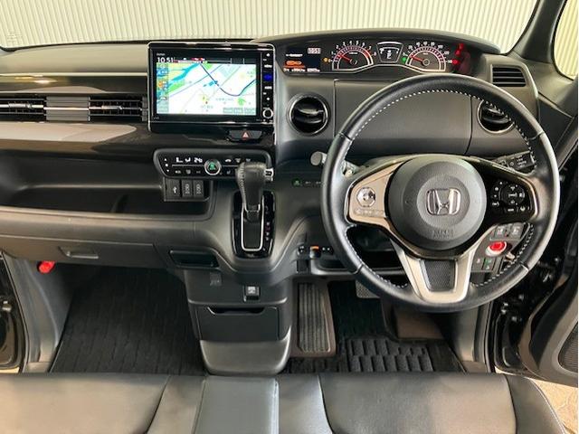 Ｎ－ＢＯＸカスタム Ｇ・Ｌターボホンダセンシング　８インチプレミアムインターナビ　前後ドラレコ　いまコレ＋　新品フロアマット　パドルシフト　アルミホイール　フルセ　Ｂモニタ　Ｉストップ　セキュリティー　クルーズコントロール　ナビＴＶ　ＶＳＡ　ＰＷ（8枚目）