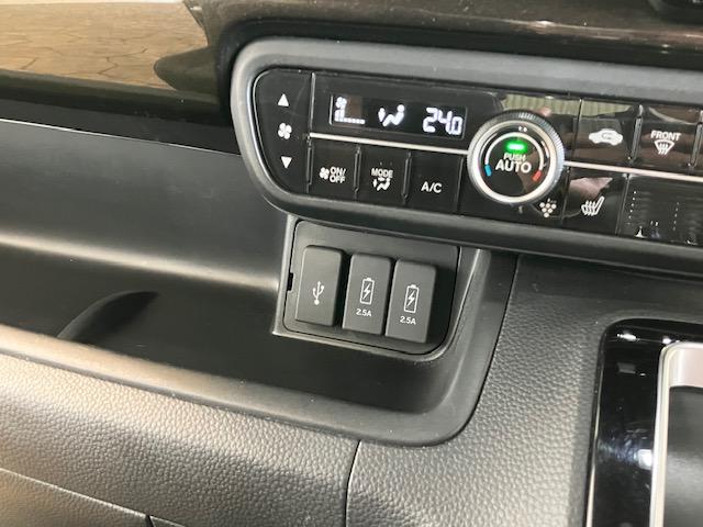 Ｎ－ＢＯＸカスタム Ｇ・Ｌターボホンダセンシング　８インチプレミアムインターナビ　前後ドラレコ　いまコレ＋　新品フロアマット　パドルシフト　アルミホイール　フルセ　Ｂモニタ　Ｉストップ　セキュリティー　クルーズコントロール　ナビＴＶ　ＶＳＡ　ＰＷ（19枚目）