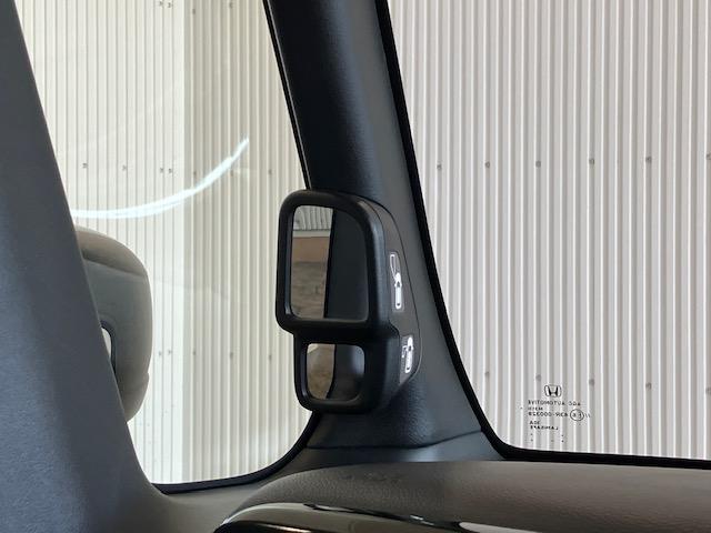 Ｎ－ＢＯＸカスタム Ｇ・Ｌターボホンダセンシング　８インチプレミアムインターナビ　前後ドラレコ　いまコレ＋　新品フロアマット　パドルシフト　アルミホイール　フルセ　Ｂモニタ　Ｉストップ　セキュリティー　クルーズコントロール　ナビＴＶ　ＶＳＡ　ＰＷ（24枚目）