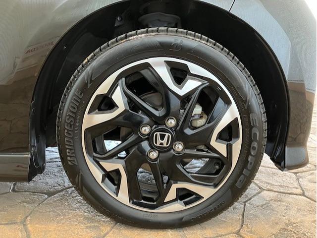 Ｎ－ＢＯＸカスタム Ｇ・Ｌターボホンダセンシング　８インチプレミアムインターナビ　前後ドラレコ　いまコレ＋　新品フロアマット　パドルシフト　アルミホイール　フルセ　Ｂモニタ　Ｉストップ　セキュリティー　クルーズコントロール　ナビＴＶ　ＶＳＡ　ＰＷ（32枚目）