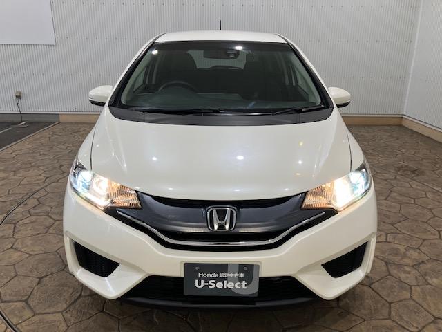 フィット １３Ｇ・Ｌパッケージ　メモリーナビ　前後ドラレコ　ＥＴＣ　ＣＤ再生対応　盗難警報装置　Ｂカメ　Ｓキー　フルオートエアコン　リモコンキー　サイドＳＲＳ　横滑り防止機能　エアバック　パワーウィンド　Ｗエアバッグ　ＡＢＳ（16枚目）