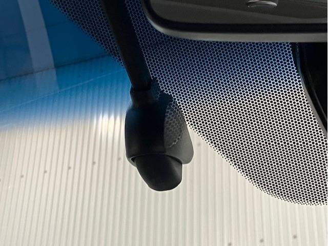 ステップワゴンスパーダ ｅ：ＨＥＶスパーダＧ・ＥＸホンダセンシング　１０インチプレミアムインターナビ　前後ドラレコ　ＥＴＣ　アルミホイール　Ｗエアコン　Ｂｌｕｅｔｏｏｔｈ対応　エアバック　地デジ　クルコン　サイドエアバッグ　シ－トヒ－タ－　衝突軽減システム　スマキー（3枚目）