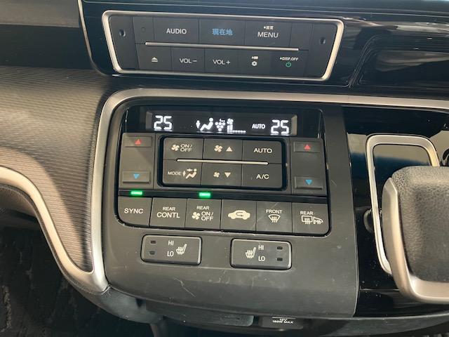 ステップワゴンスパーダ ｅ：ＨＥＶスパーダＧ・ＥＸホンダセンシング　１０インチプレミアムインターナビ　前後ドラレコ　ＥＴＣ　アルミホイール　Ｗエアコン　Ｂｌｕｅｔｏｏｔｈ対応　エアバック　地デジ　クルコン　サイドエアバッグ　シ－トヒ－タ－　衝突軽減システム　スマキー（20枚目）