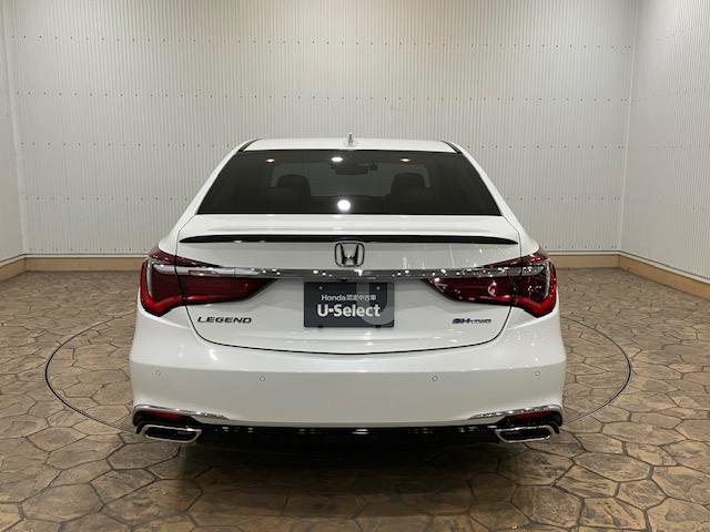 レジェンド ハイブリッドＥＸ　４ＷＤ　ホンダセンシング　ＦＯＰナビ　サンルーフ　前後ドラレコ　Ｋｒｅｌｌオーディオシステム　パワートランク　パドルシフト　リモコンエンジンスターター　ＣＭＢＳ　フルセグＴＶ　マルチビューカメラ（16枚目）