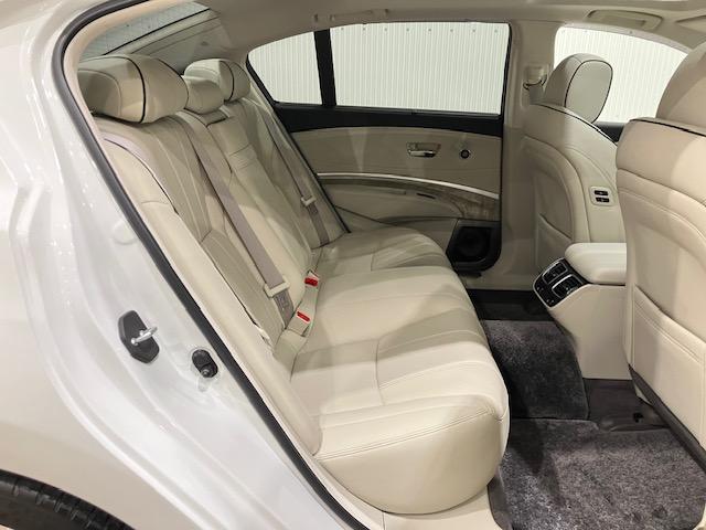 レジェンド ハイブリッドＥＸ　４ＷＤ　ホンダセンシング　ＦＯＰナビ　サンルーフ　前後ドラレコ　Ｋｒｅｌｌオーディオシステム　パワートランク　パドルシフト　リモコンエンジンスターター　ＣＭＢＳ　フルセグＴＶ　マルチビューカメラ（25枚目）