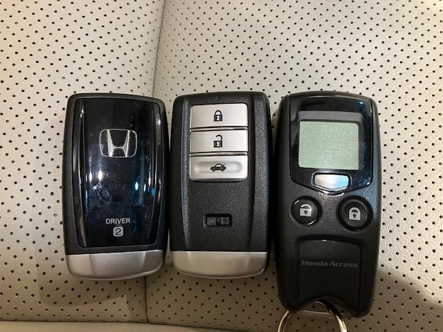 レジェンド ハイブリッドＥＸ　４ＷＤ　ホンダセンシング　ＦＯＰナビ　サンルーフ　前後ドラレコ　Ｋｒｅｌｌオーディオシステム　パワートランク　パドルシフト　リモコンエンジンスターター　ＣＭＢＳ　フルセグＴＶ　マルチビューカメラ（30枚目）