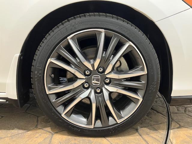 レジェンド ハイブリッドＥＸ　４ＷＤ　ホンダセンシング　ＦＯＰナビ　サンルーフ　前後ドラレコ　Ｋｒｅｌｌオーディオシステム　パワートランク　パドルシフト　リモコンエンジンスターター　ＣＭＢＳ　フルセグＴＶ　マルチビューカメラ（31枚目）