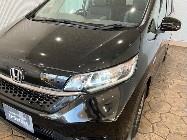 フリードハイブリッド ハイブリッド・Ｇホンダセンシング　９インチプレミアムインターナビ　前後ドラレコ　ＥＴＣ　アルミホイール　６人乗り　軽減ブレーキ　キーフリーシステム　ＤＶＤ再生可能　ＥＣＯＮ　後カメラ　Ａクルーズ　地デジフルセグＴＶ　ＬＥＤヘッドランプ（17枚目）