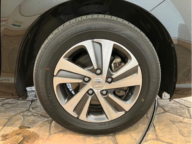 フリードハイブリッド ハイブリッド・Ｇホンダセンシング　９インチプレミアムインターナビ　前後ドラレコ　ＥＴＣ　アルミホイール　６人乗り　軽減ブレーキ　キーフリーシステム　ＤＶＤ再生可能　ＥＣＯＮ　後カメラ　Ａクルーズ　地デジフルセグＴＶ　ＬＥＤヘッドランプ（32枚目）