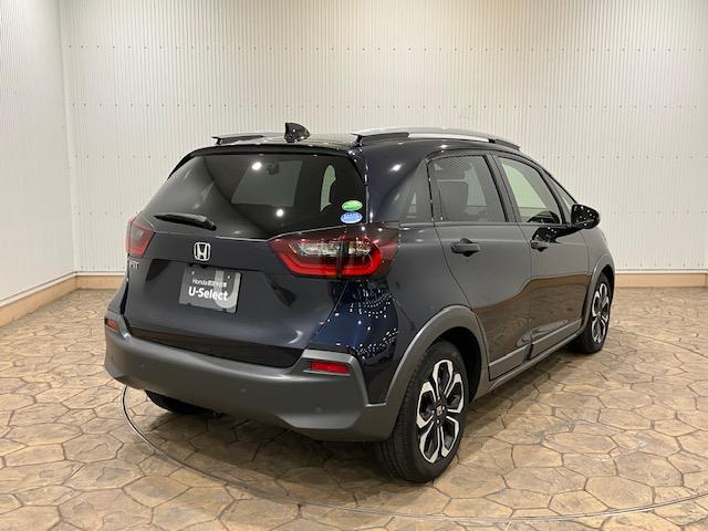 フィット クロスター　ホンダセンシング　メモリーナビ　前後ドラレコ　ＥＴＣ　アルミホイール　地デジ　Ｂカメ　スマートキ　ナビＴＶ　Ａストップ　カーテンエアバッグ　クルーズコントロール　オートエアコン　パワステ　Ｄレコ（6枚目）