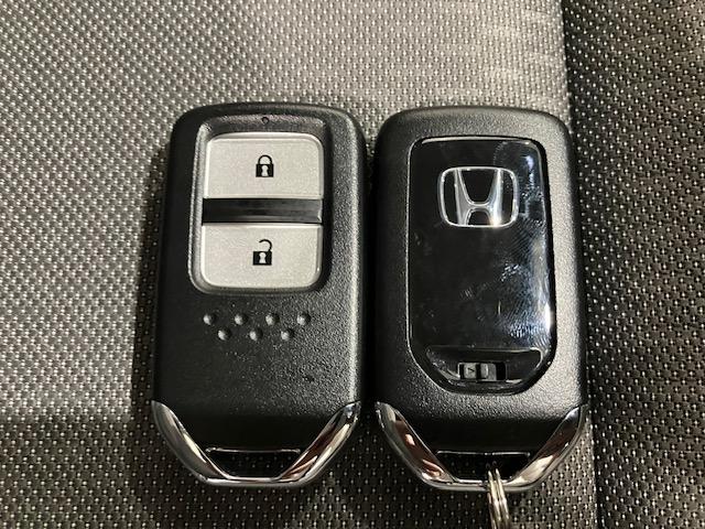 フィット クロスター　ホンダセンシング　メモリーナビ　前後ドラレコ　ＥＴＣ　アルミホイール　地デジ　Ｂカメ　スマートキ　ナビＴＶ　Ａストップ　カーテンエアバッグ　クルーズコントロール　オートエアコン　パワステ　Ｄレコ（29枚目）