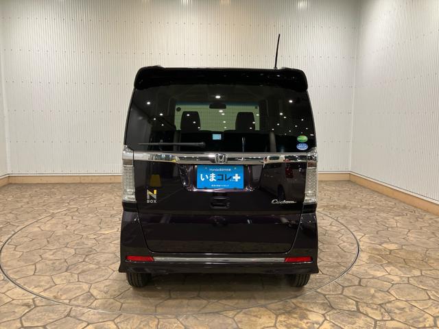 Ｎ－ＢＯＸカスタム ＧターボＳＳパッケージ　メモリーナビ　いまコレ＋　新品フロアマット　パドルシフト　社外アルミホイール　フルセグＴＶ　Ｂｌｕｅｔｏｏｔｈ対応　Ｂモニター　スマートエントリー　ＶＳＡ　盗難防止システム　ＡＡＣ　ナビＴＶ　パワステ（13枚目）