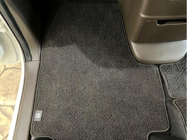 Ｎ－ＢＯＸ Ｌ　４ＷＤ　片側電動スライドドア　ホンダセンシング　メモリーナビ　いまコレ＋　新品フロアマット　サイドエアバッグ　Ｂカメラ　ナビＴＶ　ＬＥＤヘッドライト　クルコン　オートエアコン　盗難防止システム　ＤＶＤ（23枚目）