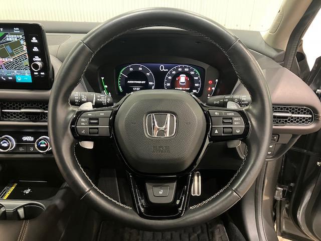 ＺＲ－Ｖ ｅ：ＨＥＶＺ　４ＷＤ　ホンダコネクトディスプレイ　無限マフラー　前後ドラレコ　無限テールゲートガーニッシュ　オプションＬＥＤフォグライト　オプションフロントロアースカート　全周囲モニター　電動リヤゲート　クルコン（11枚目）