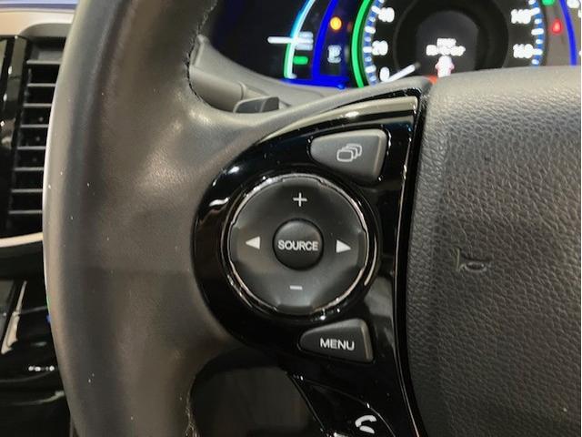 アコードハイブリッド ＥＸ　ホンダセンシング　インターナビ　電動リアサンシェード　バックモニター　Ｐシート　サイドカーテンエアバック　ナビＴＶ　ＬＥＤヘッド　フルセグテレビ　ＤＶＤ再生可能　クルーズコントロール　スマキー（10枚目）