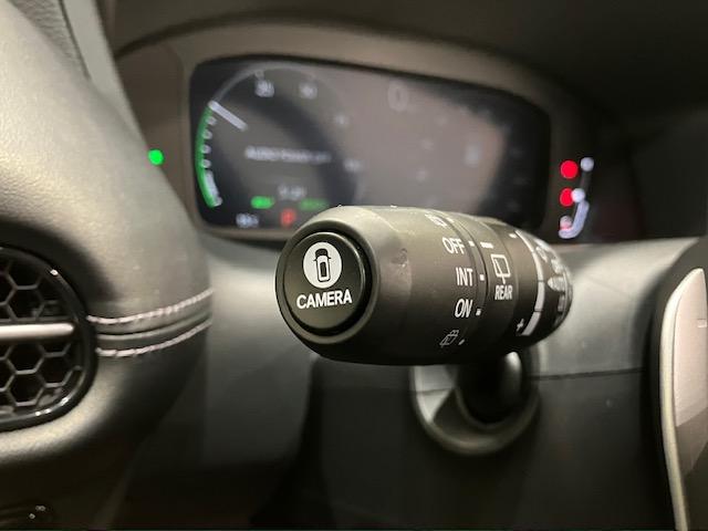 ＺＲ－Ｖ ｅ：ＨＥＶＺ特別仕様車ブラックスタイル　４ＷＤホンダコネクトディスプレイＥＴＣマルチビューカメラシステム　全周囲カメラ　電動リアゲート　オートクルーズコントロール　バックカメラ　シートヒーター　ＬＥＤヘッドランプ　フルセグＴＶ　パワーシート（7枚目）