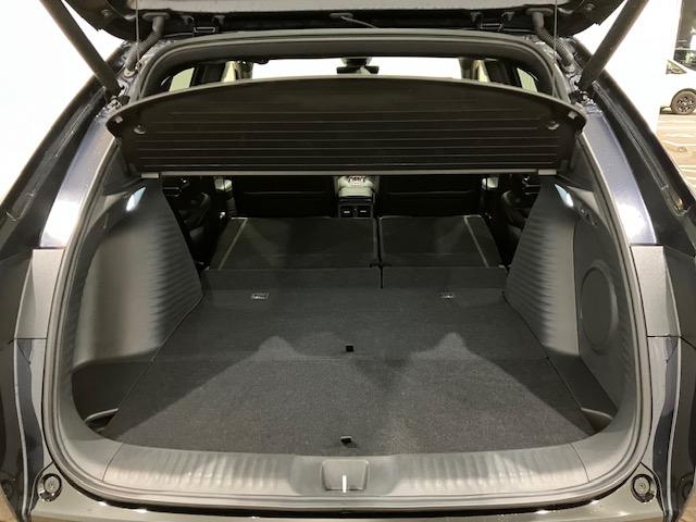 ＺＲ－Ｖ ｅ：ＨＥＶＺ特別仕様車ブラックスタイル　４ＷＤホンダコネクトディスプレイＥＴＣマルチビューカメラシステム　全周囲カメラ　電動リアゲート　オートクルーズコントロール　バックカメラ　シートヒーター　ＬＥＤヘッドランプ　フルセグＴＶ　パワーシート（28枚目）