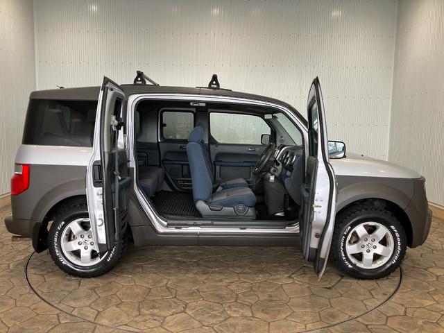 エレメント ベースグレード　ＤＶＤナビ　ＣＤ再生対応　エアバッグ　Ｗエアバッグ　ＡＢＳ　パワステ　エアコン（4枚目）