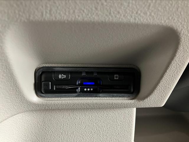 Ｎ－ＢＯＸ ベースグレード　衝突軽減システム　スマートキ－　カーテンエアバック　ＥＣＯモード　横滑り防止　オートクルーズ　ＬＥＤヘッドライト　キーフリー　地デジ　パワーステアリング　オートエアコン　リアカメラ（8枚目）