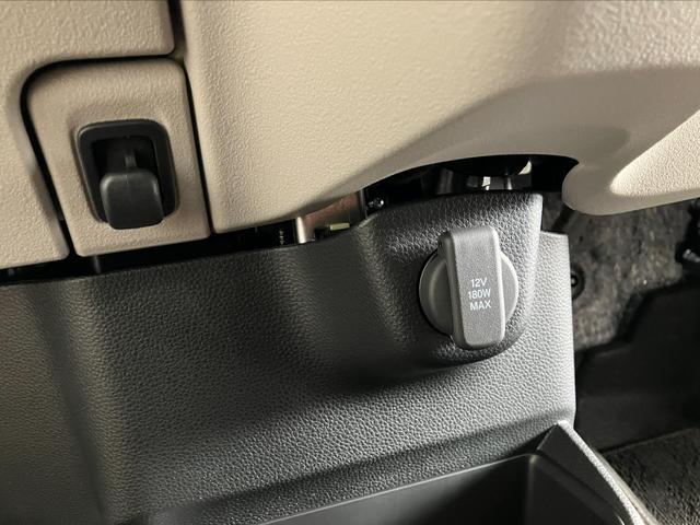 Ｎ－ＢＯＸ ベースグレード　衝突軽減システム　スマートキ－　カーテンエアバック　ＥＣＯモード　横滑り防止　オートクルーズ　ＬＥＤヘッドライト　キーフリー　地デジ　パワーステアリング　オートエアコン　リアカメラ（10枚目）