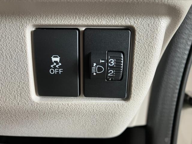 Ｎ－ＢＯＸ ベースグレード　衝突軽減システム　スマートキ－　カーテンエアバック　ＥＣＯモード　横滑り防止　オートクルーズ　ＬＥＤヘッドライト　キーフリー　地デジ　パワーステアリング　オートエアコン　リアカメラ（29枚目）