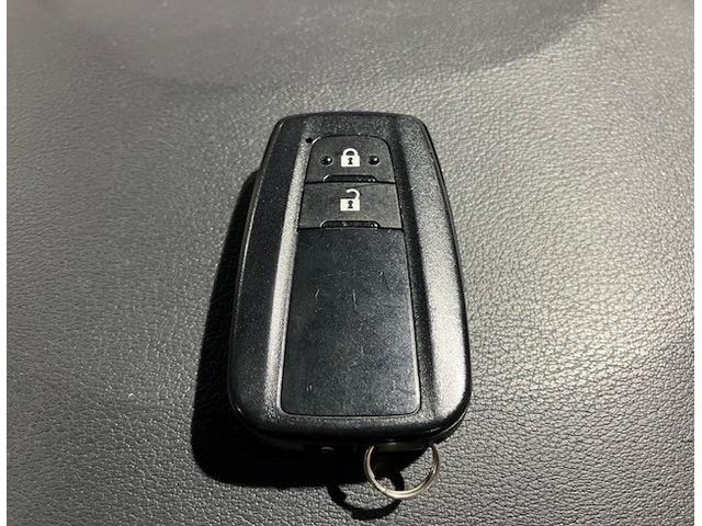 カローラツーリング ダブルバイビー　純正ディスプレイオーディオ　前後ドラレコ　ＥＴＣ　リアカメラ　横滑り防止　盗難防止　キーフリ－　ＡＢＳ　ＬＥＤライト　パワステ　パワーウィンドウ　Ｉストップ　ドライブレコーダー付　クルコン　エアコン（25枚目）