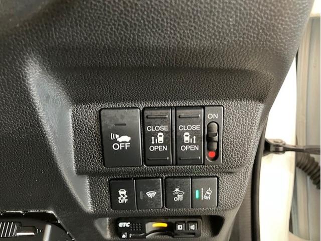 フリードハイブリッド ハイブリッド・EX 前ドラレコ ホンダセンシング メモリーナビ ETC 地デジフルセグTV シ-トヒ-タ- リヤカメラ LEDライト フルオートエアコン ABS DVD再生可 サイドエアバッグ キーフリー ナビ&TV(20枚目)