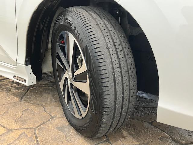 フリードハイブリッド ハイブリッド・EX 前ドラレコ ホンダセンシング メモリーナビ ETC 地デジフルセグTV シ-トヒ-タ- リヤカメラ LEDライト フルオートエアコン ABS DVD再生可 サイドエアバッグ キーフリー ナビ&TV(31枚目)