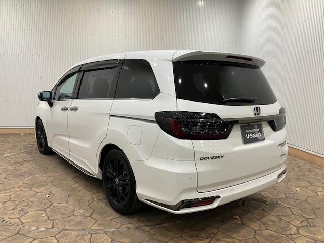 オデッセイハイブリッド e:HEVアブソルート・EXブラックエディション 11.4インチホンダコネクトナビ オットマン シートヒーター ホンダセンシング ハンズフリーパワーテールゲート バックモニター マルチビューモニター VSA サイドエアバック フルオートエアコン(15枚目)