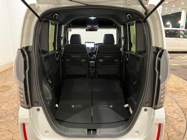 N-BOXカスタム Lスタイル+ブラック 9インチナビ 前後ドラレコ ETC 衝突軽減ブレ-キ DVD再生 横滑り防止 シ-トヒ-タ- クルーズコントロール LEDライト ナビTV 地デジ イモビライザー スマキー フルオートエアコン ABS(33枚目)