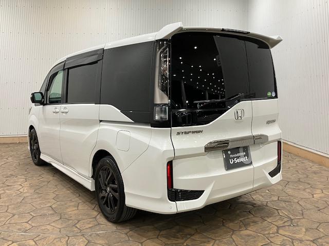 ステップワゴンスパーダ スパーダ・クールスピリットホンダセンシングブラスタ　サイドエアバック　スマートキ　左右電動スライドドア　バックモニタ　Ｗエアコン　地ＴＶ　ナビ＆ＴＶ　ＵＳＢ　助手席エアバッグ　ドライブレコーダ　ＡＡＣ　リアカメラ　衝突軽減　サイドカーテンエアバック（8枚目）