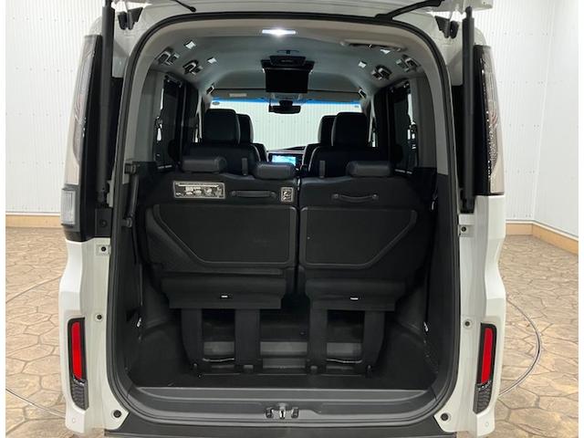 ステップワゴンスパーダ スパーダ・クールスピリットホンダセンシングブラスタ　サイドエアバック　スマートキ　左右電動スライドドア　バックモニタ　Ｗエアコン　地ＴＶ　ナビ＆ＴＶ　ＵＳＢ　助手席エアバッグ　ドライブレコーダ　ＡＡＣ　リアカメラ　衝突軽減　サイドカーテンエアバック（32枚目）