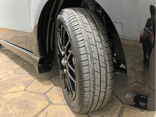 Ｎ－ＢＯＸカスタム Ｌターボスタイル＋ブラック　前後ドラレコ　８インチナビ　ＥＴＣ　ベンチＳ　ターボエンジン　スマ－トキ－　エアバック　横滑り防止機能　ナビ＆ＴＶ　サイドカーテンエアバック　クルーズコントロール　助手席エアバッグ　地デジ　ＡＡＣ（2枚目）