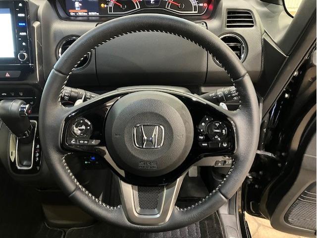 Ｎ－ＢＯＸカスタム Ｌターボスタイル＋ブラック　前後ドラレコ　８インチナビ　ＥＴＣ　ベンチＳ　ターボエンジン　スマ－トキ－　エアバック　横滑り防止機能　ナビ＆ＴＶ　サイドカーテンエアバック　クルーズコントロール　助手席エアバッグ　地デジ　ＡＡＣ（22枚目）