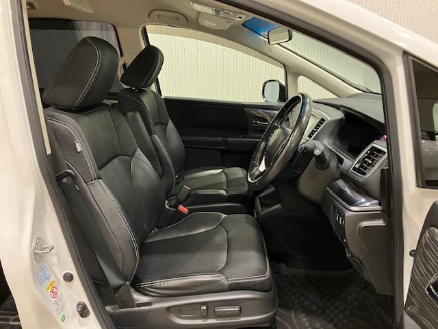 オデッセイ アブソルート・ＥＸ　ＦＯＰナビ　リア席モニター　マルチビューカメラ　電動シート　バックモニター　ＷＡＣ　フロントカメラ　スマ－トキ－　セキュリティーアラーム　３列シート　ＤＶＤ再生　サイドカメラ　パワーウィンドウ　ＥＴＣ（24枚目）