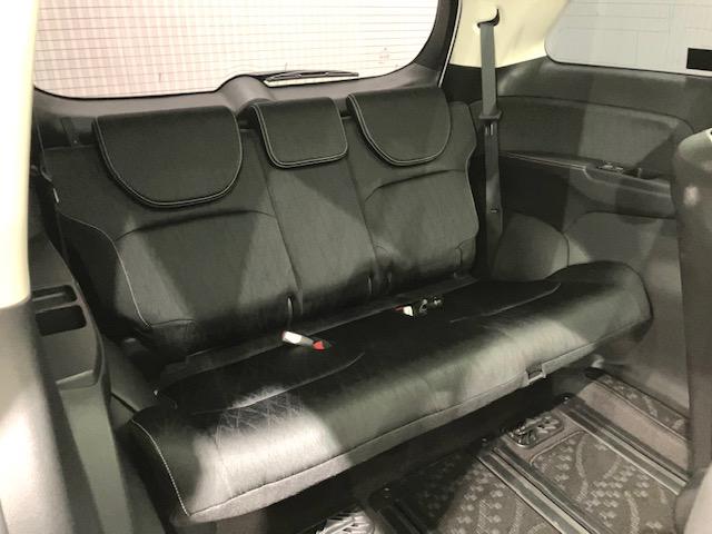 オデッセイ アブソルート・ＥＸ　ＦＯＰナビ　リア席モニター　マルチビューカメラ　電動シート　バックモニター　ＷＡＣ　フロントカメラ　スマ－トキ－　セキュリティーアラーム　３列シート　ＤＶＤ再生　サイドカメラ　パワーウィンドウ　ＥＴＣ（28枚目）