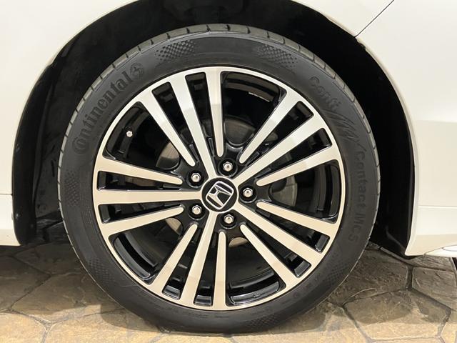 オデッセイ アブソルート・ＥＸ　ＦＯＰナビ　リア席モニター　マルチビューカメラ　電動シート　バックモニター　ＷＡＣ　フロントカメラ　スマ－トキ－　セキュリティーアラーム　３列シート　ＤＶＤ再生　サイドカメラ　パワーウィンドウ　ＥＴＣ（32枚目）