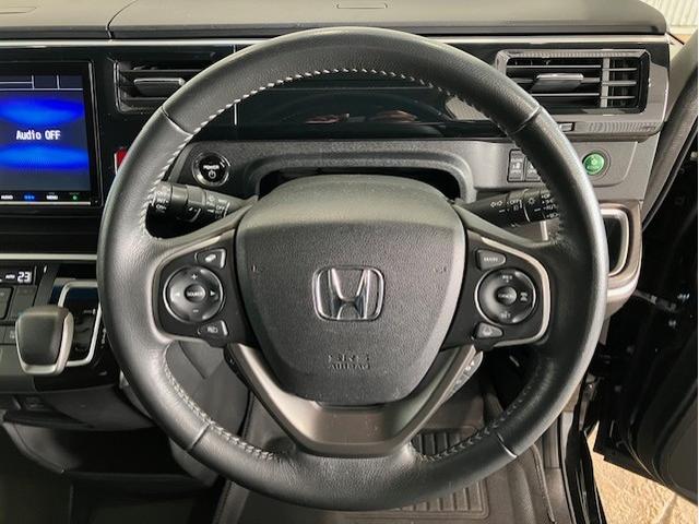 ステップワゴンスパーダ ｅ：ＨＥＶスパーダＧ・ＥＸホンダセンシング　リア席モニター　前後ドラレコ　エアバック　地デジ　クルコン　サイドエアバッグ　シ－トヒ－タ－　衝突軽減システム　スマキー　ＬＥＤランプ　ＡＢＳ　キーレス　フルオートエアコン　ＥＴＣ　三列シート　イモビ（20枚目）