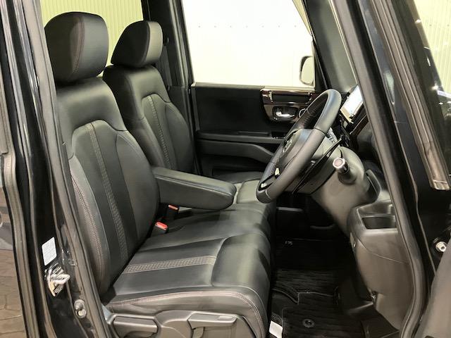 N-BOXカスタム Lターボ 8インチプレミアムインターナビ ETC いまこれ+ 新品フロアマット コーディネートスタイル 地デジチューナー 衝突軽減ブレーキサポート LEDヘッドライ アイドリングS ターボエンジン PS AAC(25枚目)