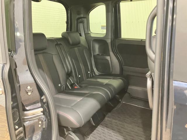 N-BOXカスタム Lターボ 8インチプレミアムインターナビ ETC いまこれ+ 新品フロアマット コーディネートスタイル 地デジチューナー 衝突軽減ブレーキサポート LEDヘッドライ アイドリングS ターボエンジン PS AAC(26枚目)